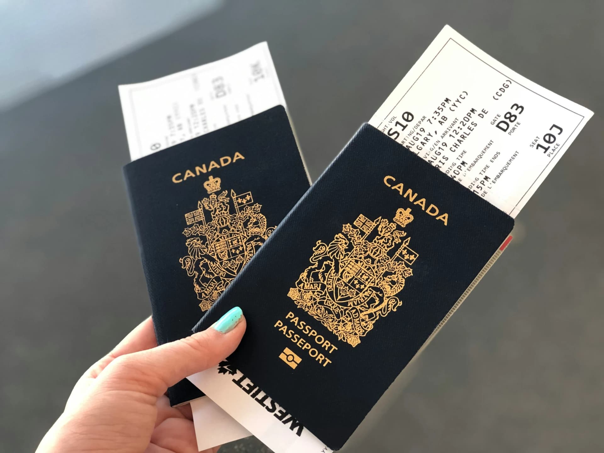 A pair pf Canadian passports