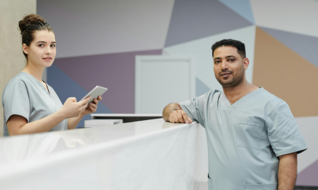 Medical device consultants working